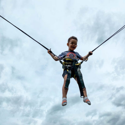 Sommerferien, Sommer, Sommer mit Kindern, Kind, Mama, Eltern, Ferien, Sommerplanung, Aktivitäten, Sommer Aktivitäten, Spaß, Trampolin