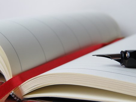 diary-684750__340 Schlafen, besser Schlafen, erholsamer Schlafen, ausgeruht sein, Schlaflosigkeit, Hilfe bei Schlaflosigkeit, Mama, Schlafdefizit
