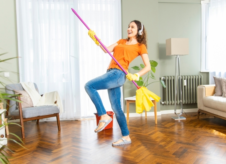 Motivation beim Putzen - Tanzen Musik hören Putzen, Motivation beim Putzen, Musik hören, Musik beim Putzen